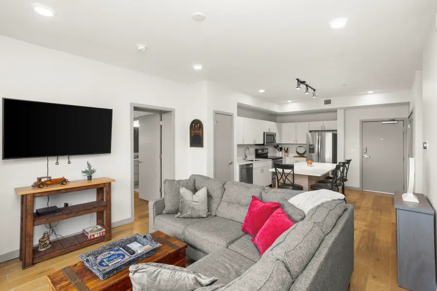 400 Herron Dr #318, Nashville, TN 37210 - Image #2