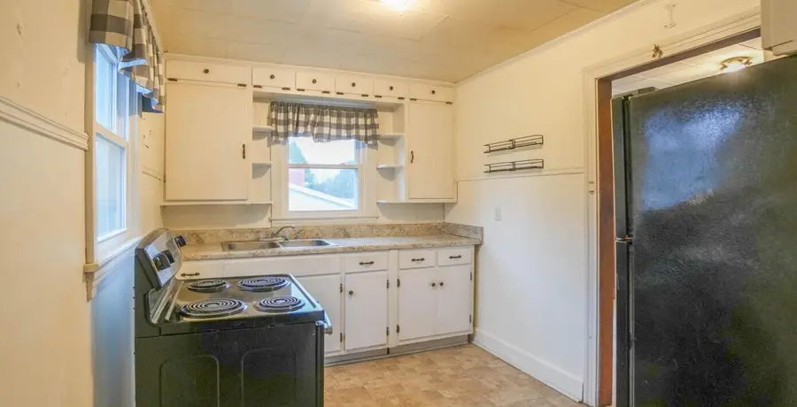 421 Hicks Street, Athens, TN 37303 - Image #3