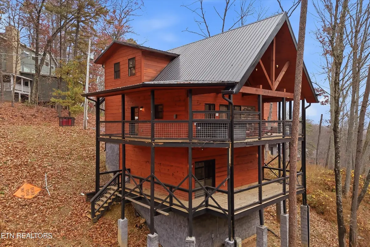 1104 Laddie Buck Lane, Gatlinburg, TN 37738 - Image #1