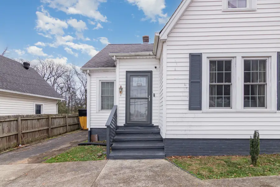 765 Greenwood Ave, Clarksville, TN 37040 - Image #2