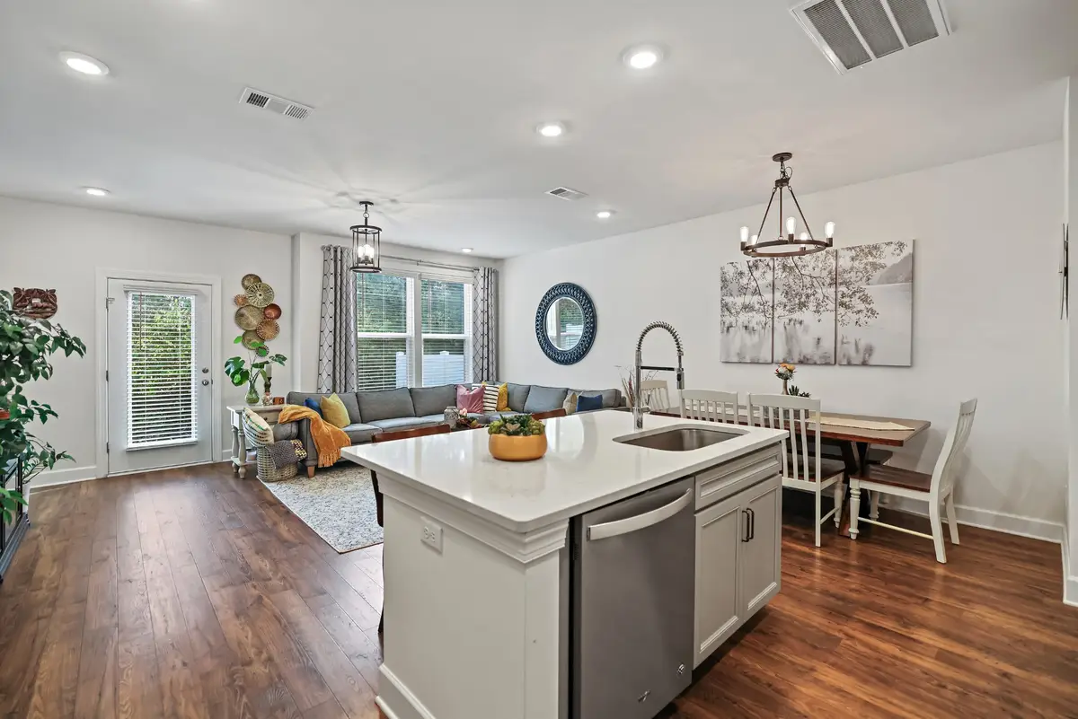 2741 Gossett Trl, Nashville, TN 37221 - Image #1