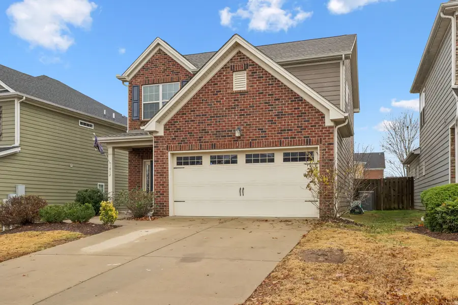 1042 Hemlock Dr, Spring Hill, TN 37174 - Image #3