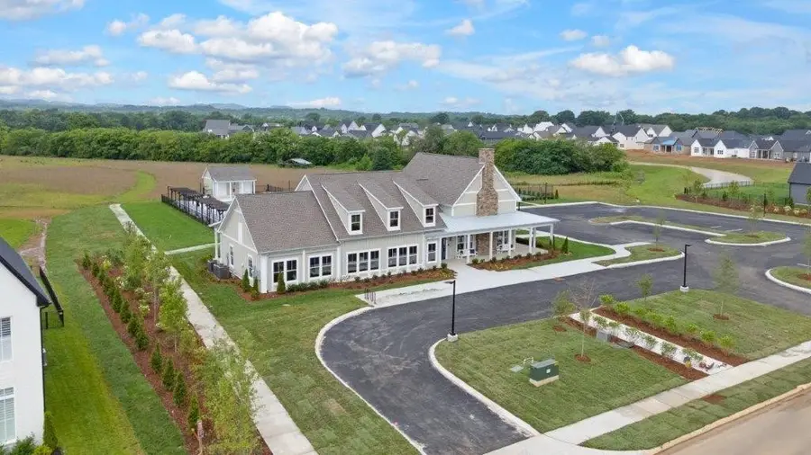 8013 Whitcroft Dr, College Grove, TN 37046 - Image #3