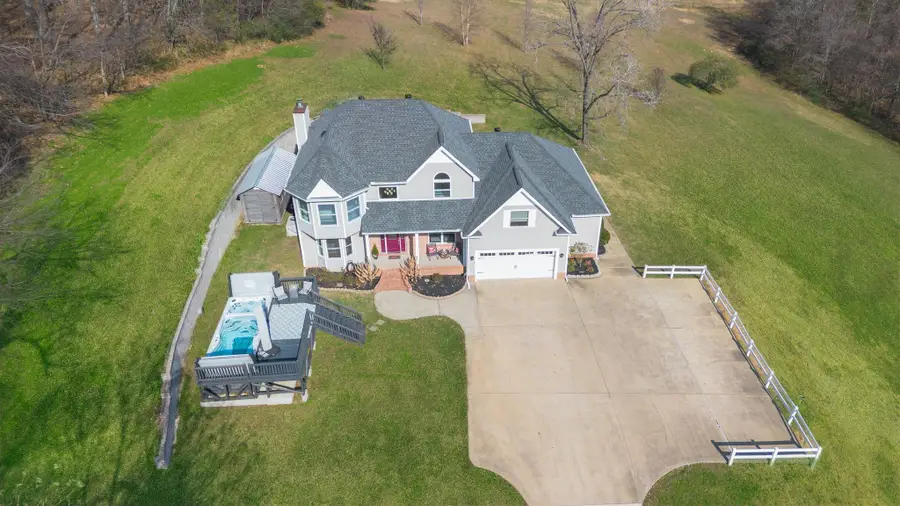 1640 Ramblewood Dr, Lewisburg, TN 37091 - Image #2