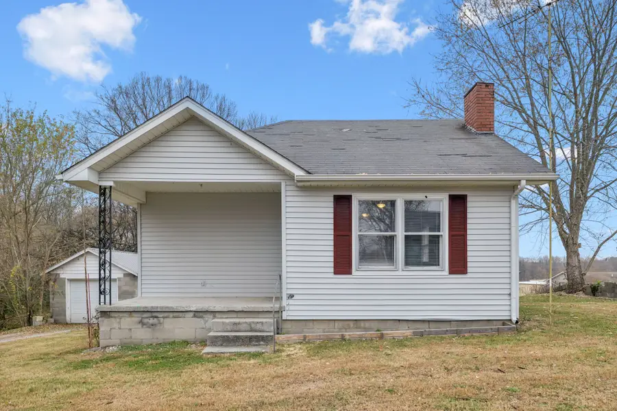 1323 Pleasant Grove Rd, Westmoreland, TN 37186 - Image #2