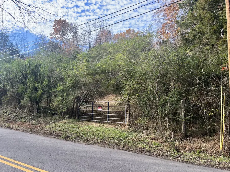 3371 Freeman Hollow Rd, Goodlettsville, TN 37072 - Image #2