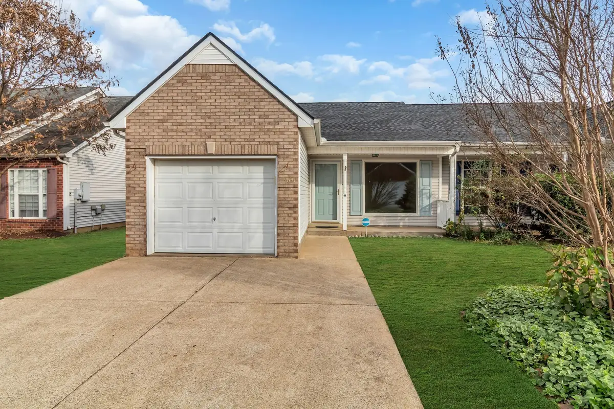 1631 Beaconcrest Cir, Murfreesboro, TN 37128 - Image #1