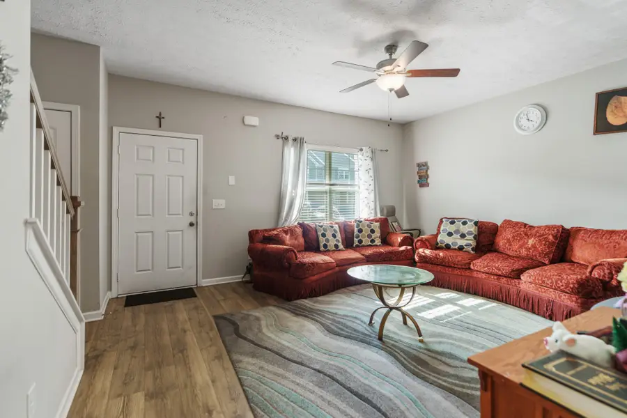 1046 Bradburn Village Dr, Antioch, TN 37013 - Image #2