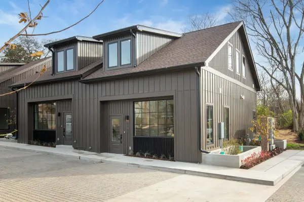 615 Richmond Bnd, Nashville, TN 37206