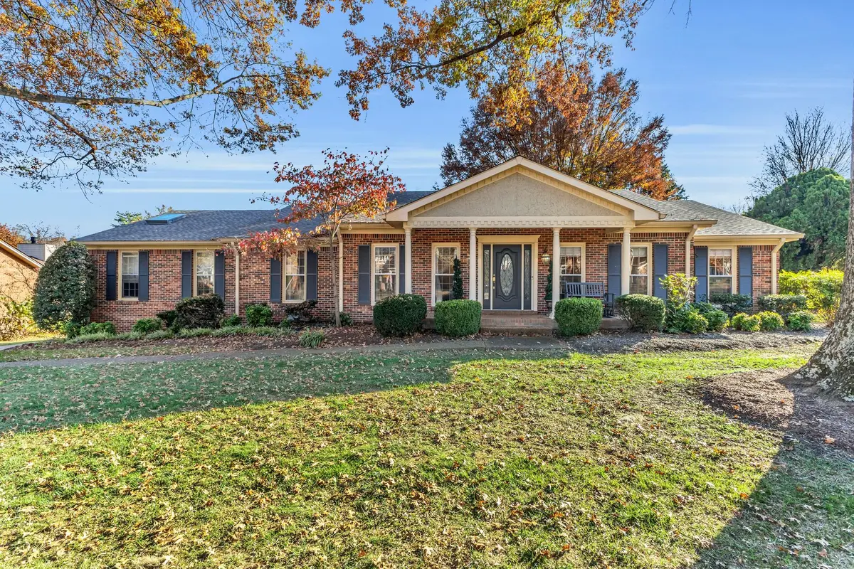 5568 Trousdale Dr, Brentwood, TN 37027 - Image #1