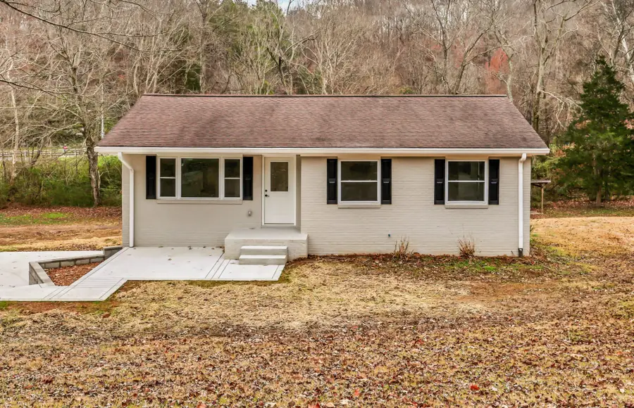 216 Valley View Rd, Dover, TN 37058 - Image #3