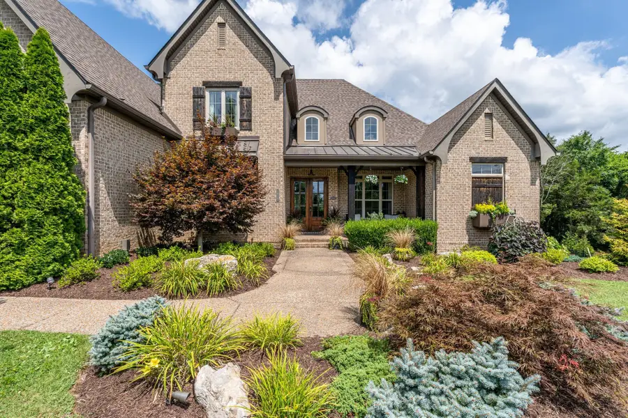 1818 Eaves Ct, Nolensville, TN 37135 - Image #2