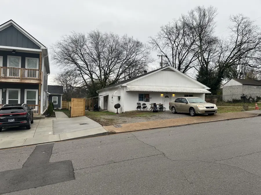 1706 22nd Ave N, Nashville, TN 37208 - Image #2