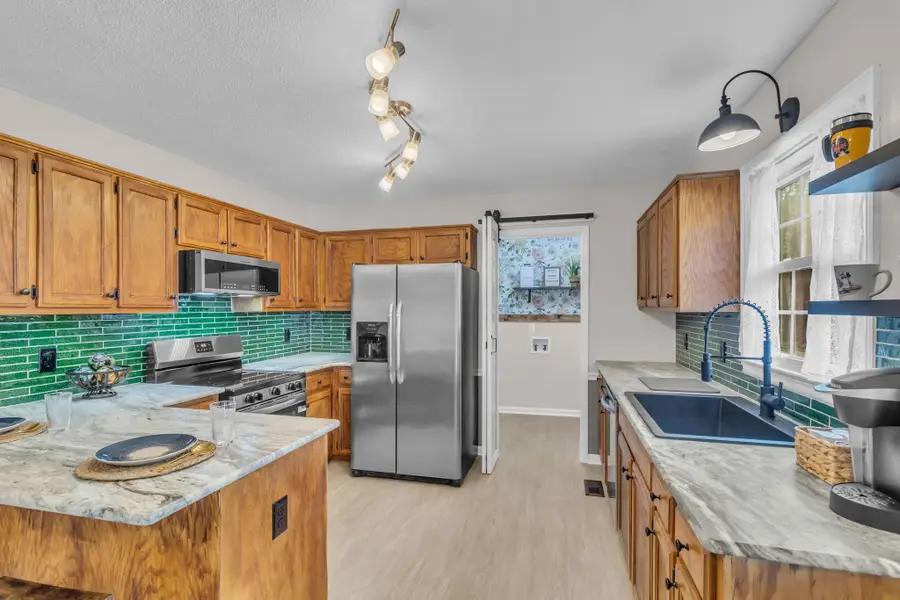 208 Saint Pauls Ln, Smyrna, TN 37167 - Image #2