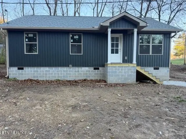 501 Hillcrest St, Clinton, TN 37716 - Image #1