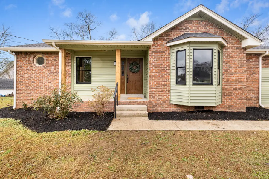 111 Matt Ct, Gallatin, TN 37066 - Image #2