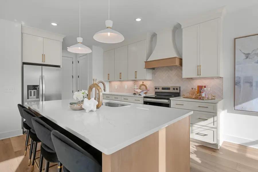 1305 Alderwood Pass, Nashville, TN 37207 - Image #2