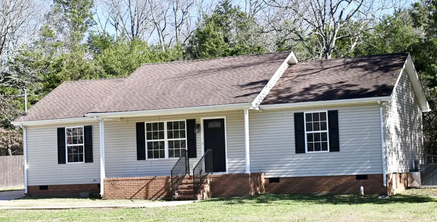 1513 Rebecca Dr, Chapel Hill, TN 37034 - Image #2