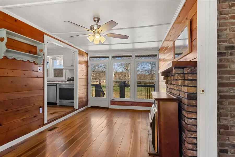 3327 Hampshire Pike, Mount Pleasant, TN 38474 - Image #3