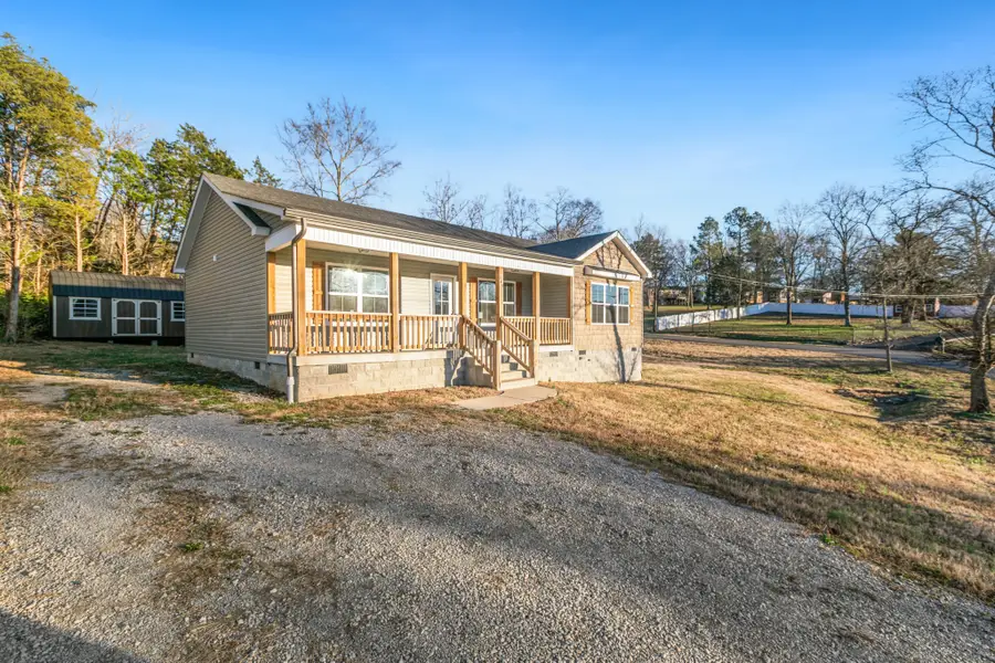 943 Wedgewood Dr, Lewisburg, TN 37091 - Image #2