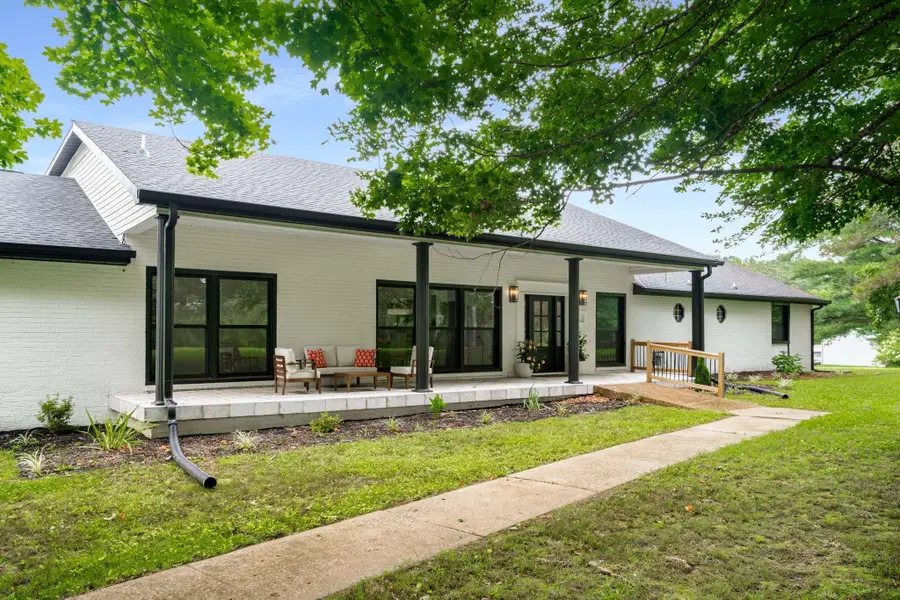 1015 Jump Off Rd, Bon Aqua, TN 37025 - Image #2