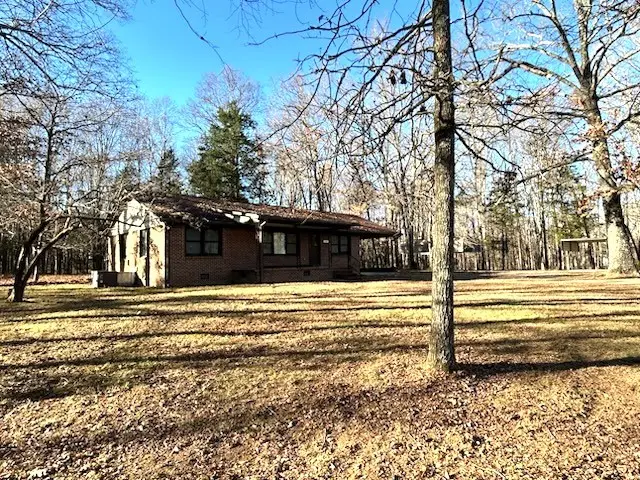 139 Magnolia Ln, Normandy, TN 37360 - Image #2
