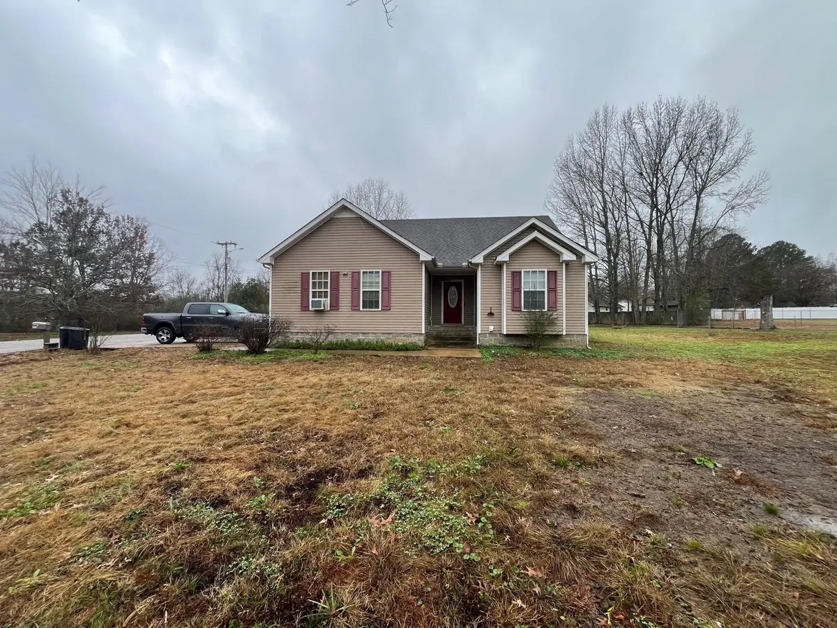 2305 Lone Oak Rd, Paris, TN 38242 - Image #1