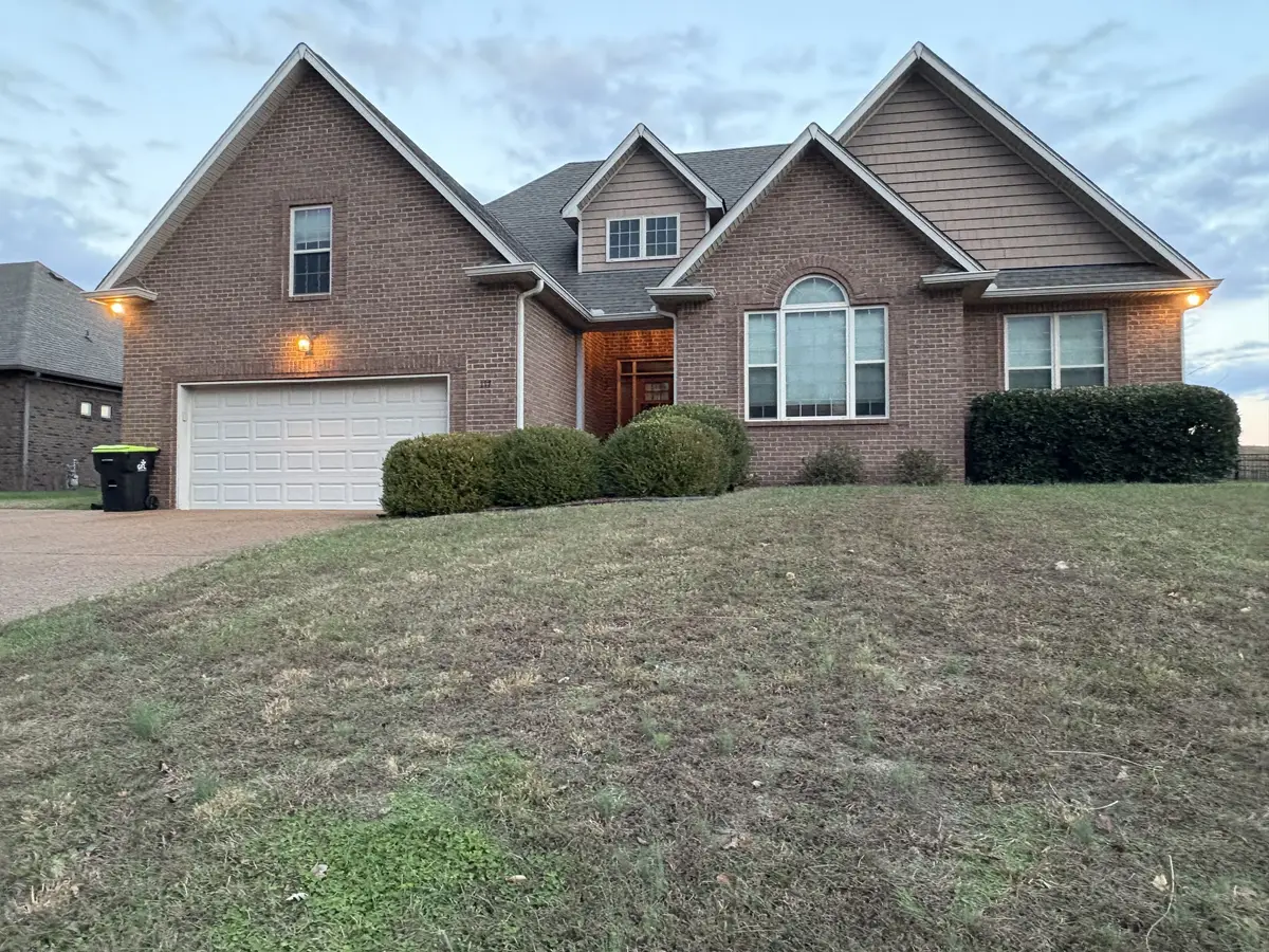 117 Grayson Ln, White House, TN 37188 - Image #1