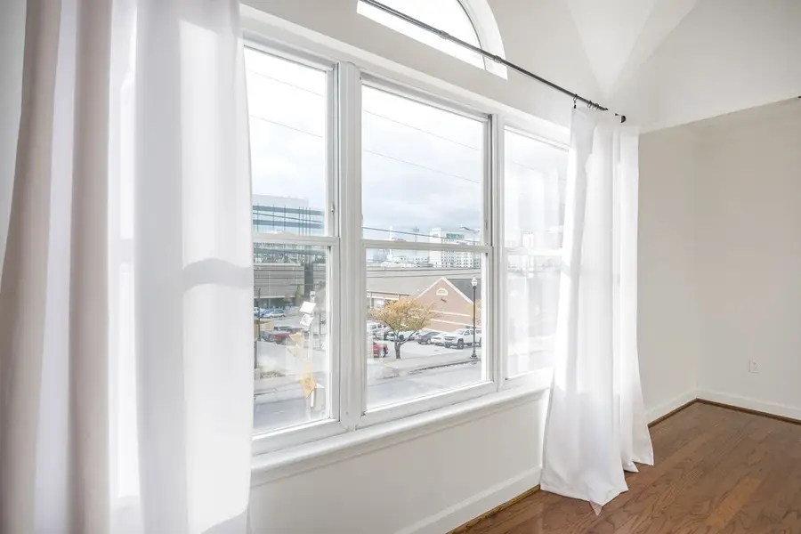 654 President Ronald Reagan Way, Nashville, TN 37210 - Image #3