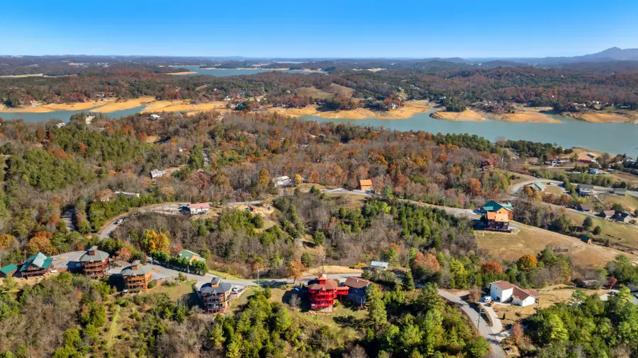 2079 Kerr Rd, Sevierville, TN 37876 - Image #3