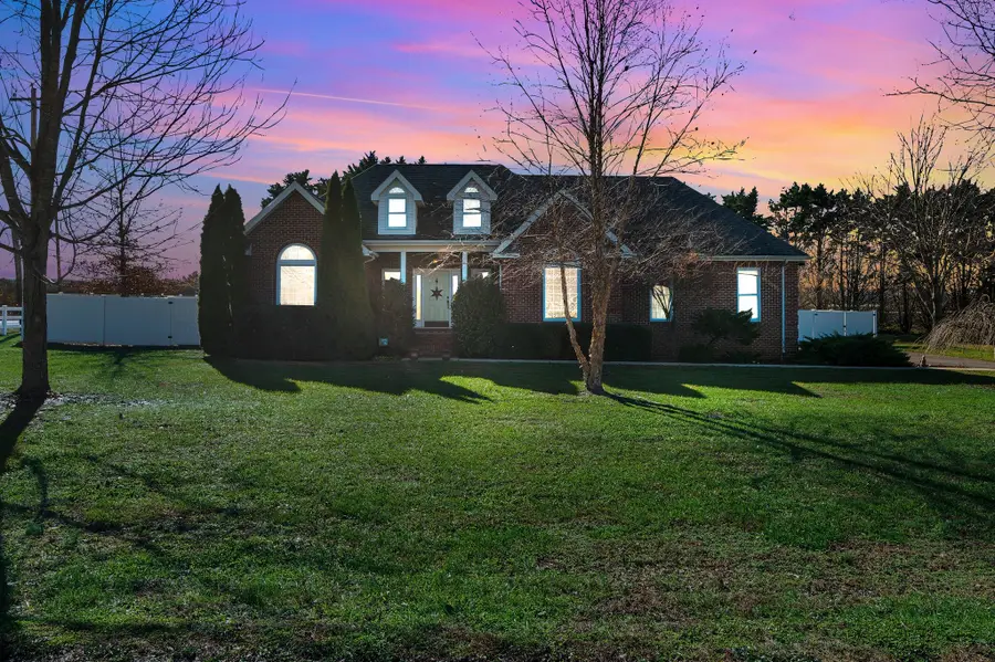 17 Favre Cir, Winchester, TN 37398 - Image #3