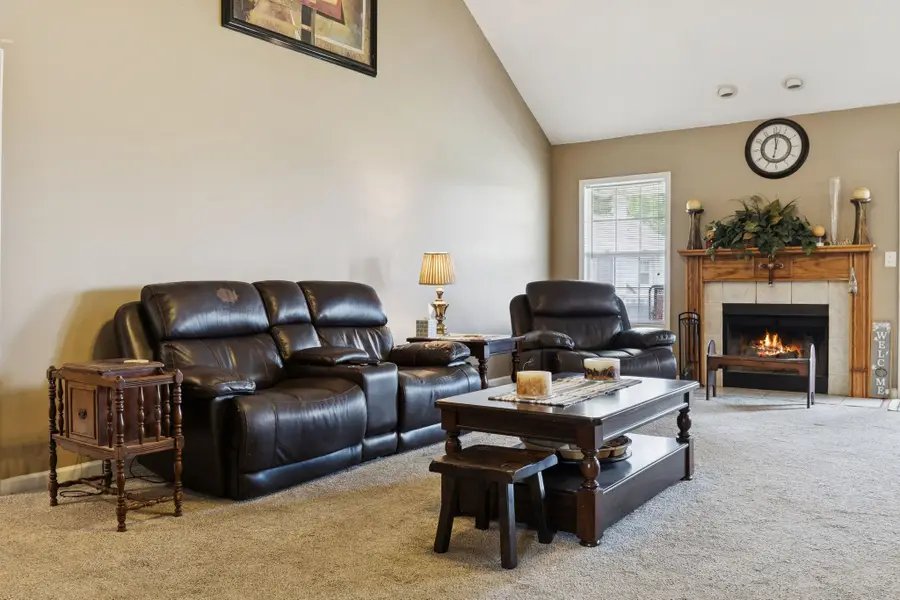 2564 Leprechaun Ln, Clarksville, TN 37042 - Image #2