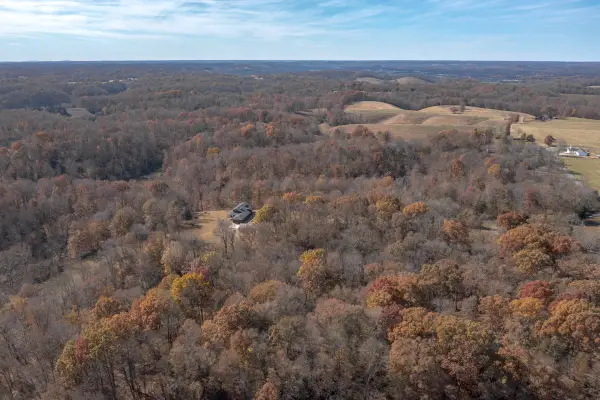 2900 Tanyard Hill Rd, Lynchburg, TN 37352