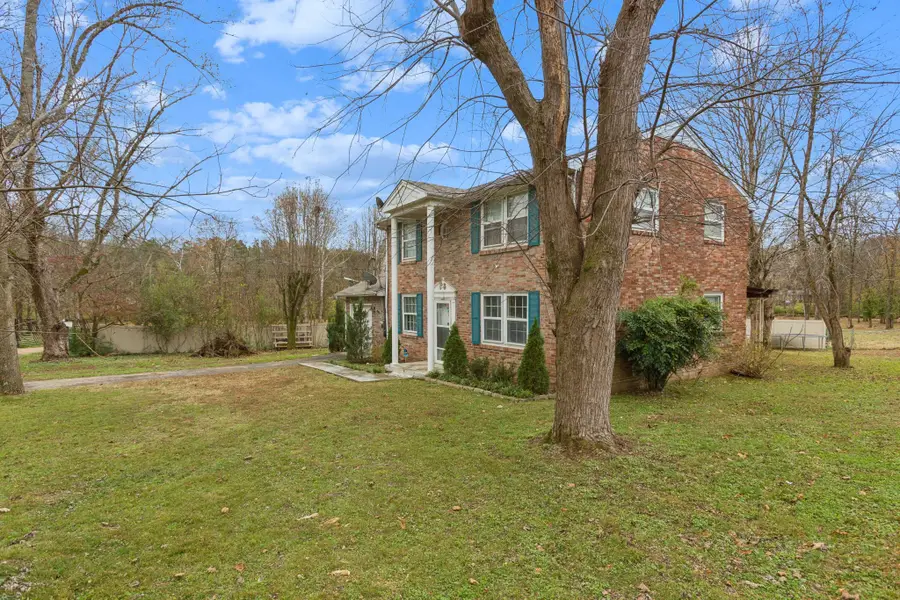 3247 Cloverwood Dr, Nashville, TN 37214 - Image #2