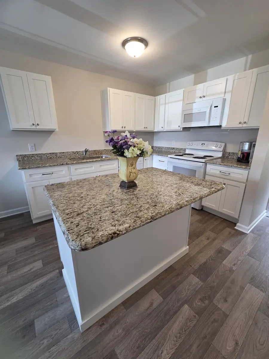 907D Freeman St #D, Lafayette, TN 37083 - Image #2