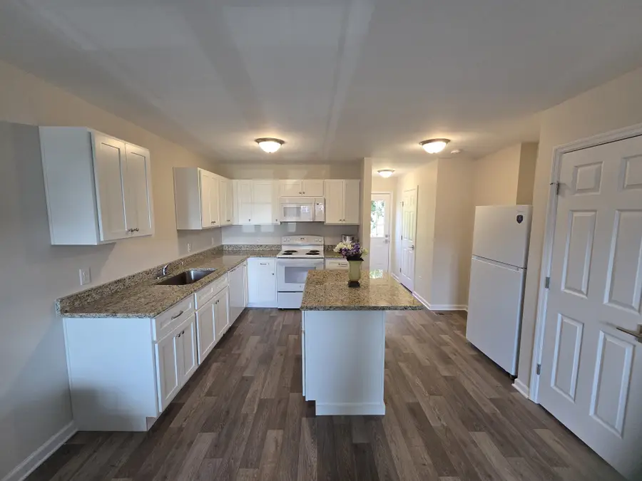 907D Freeman St #D, Lafayette, TN 37083 - Image #3