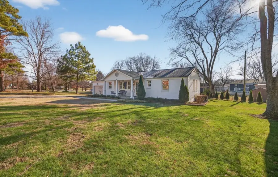 305 Evergreen Dr, Columbia, TN 38401 - Image #3