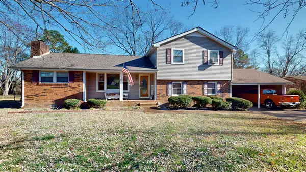 1273 Timberwood Dr, Gallatin, TN 37066