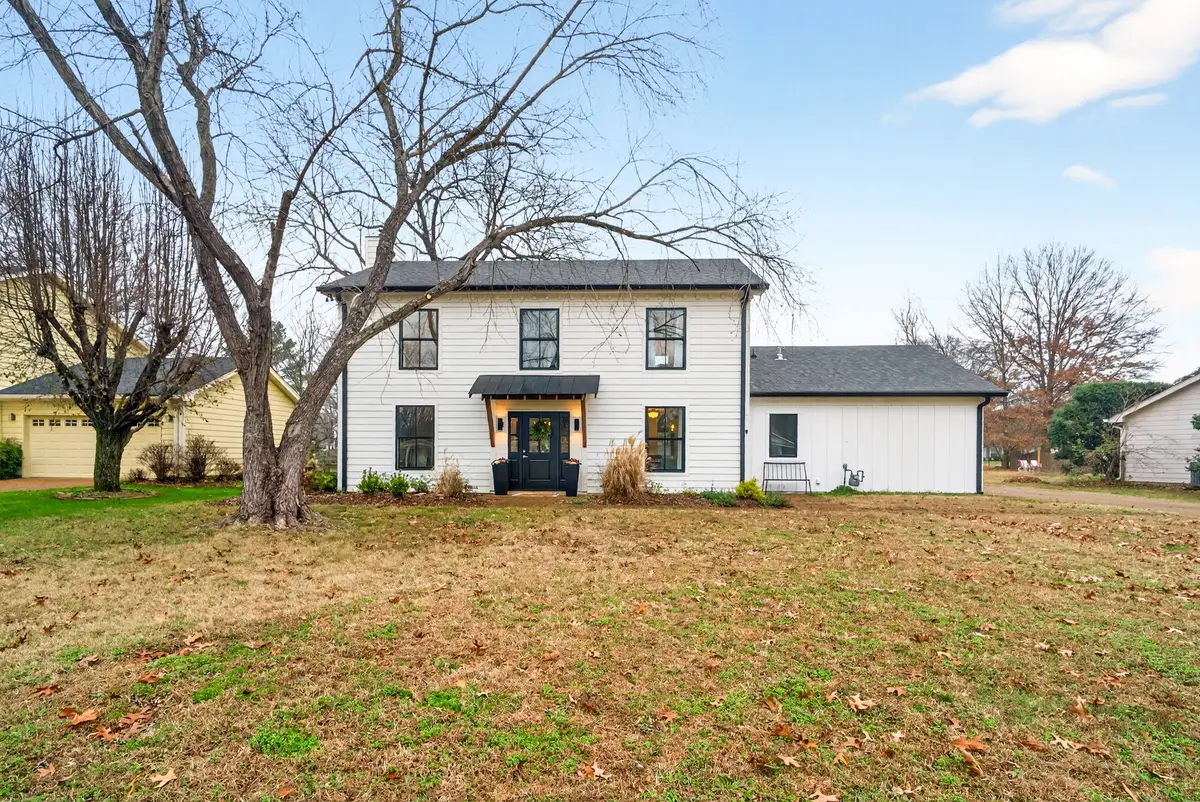 1008 Boxwood Dr, Franklin, TN 37069 - Image #1
