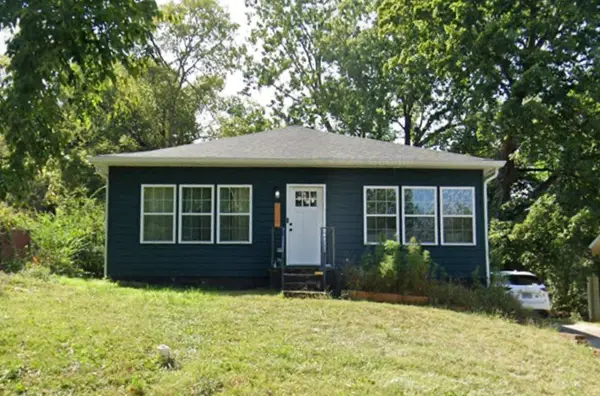 828 Gracey Ave, Clarksville, TN 37040
