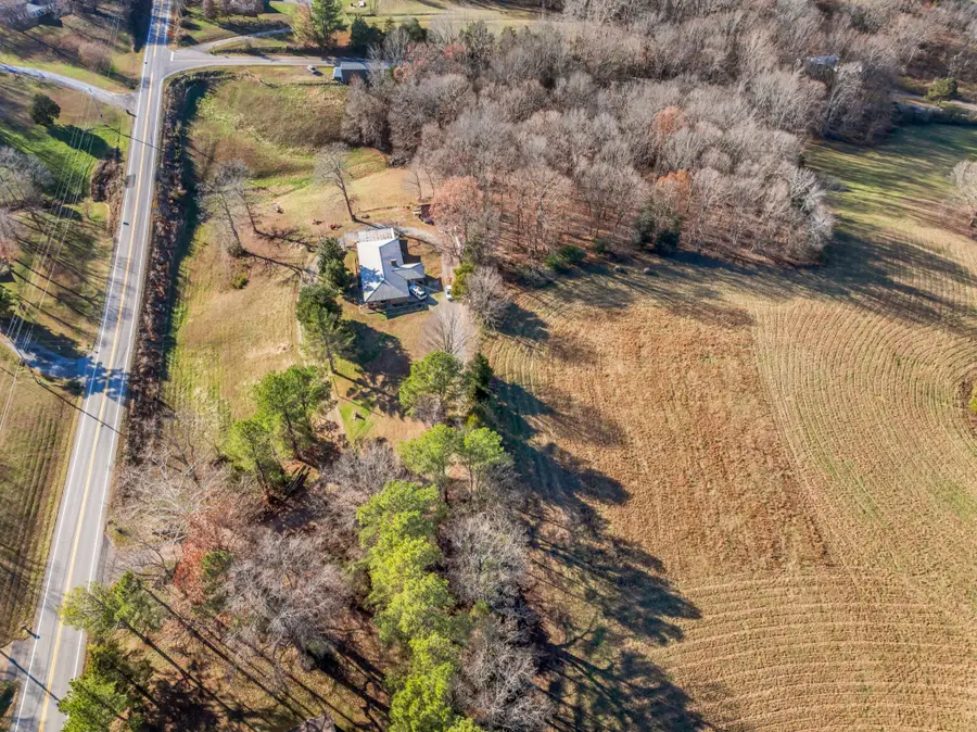 1555 Highway 13, Cunningham, TN 37052 - Image #2