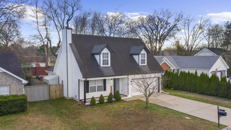 145 Meigs Dr, Murfreesboro, TN 37128 - Image #2