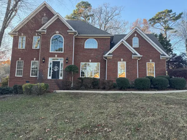 3305 Forest Shadows Drive, Chattanooga, TN 37421
