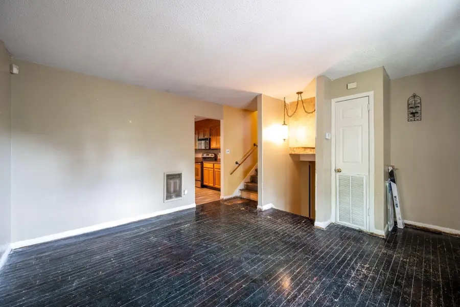 1002 Gillespie Road, Chattanooga, TN 37411 - Image #3