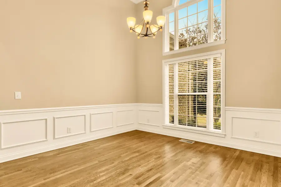 1019 Carrs Creek Blvd, Greenbrier, TN 37073 - Image #3