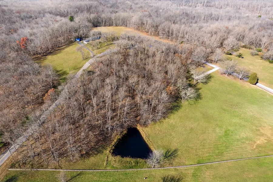 1103 Cowan Rd, Dickson, TN 37055 - Image #2