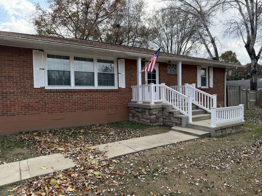 204 Park Ln, Clarksville, TN 37042 - Image #2