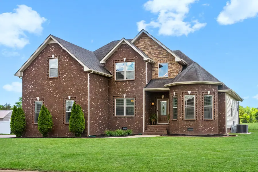 1514 Chapel Ridge Rd, Clarksville, TN 37040 - Image #2