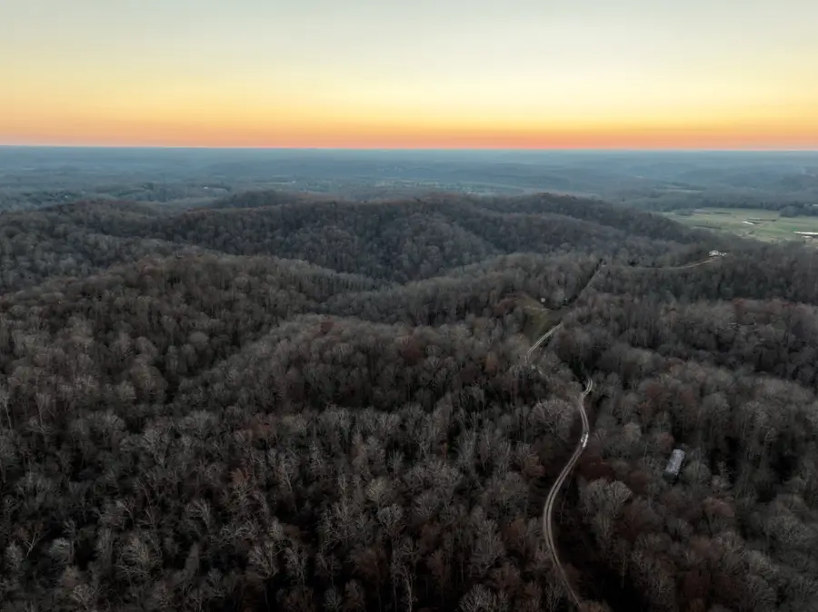 1 Sunnyside Dr, Ashland City, TN 37015 - Image #2