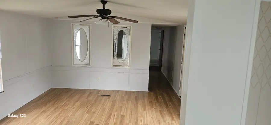 1093 Moss Trl, La Vergne, TN 37086 - Image #2